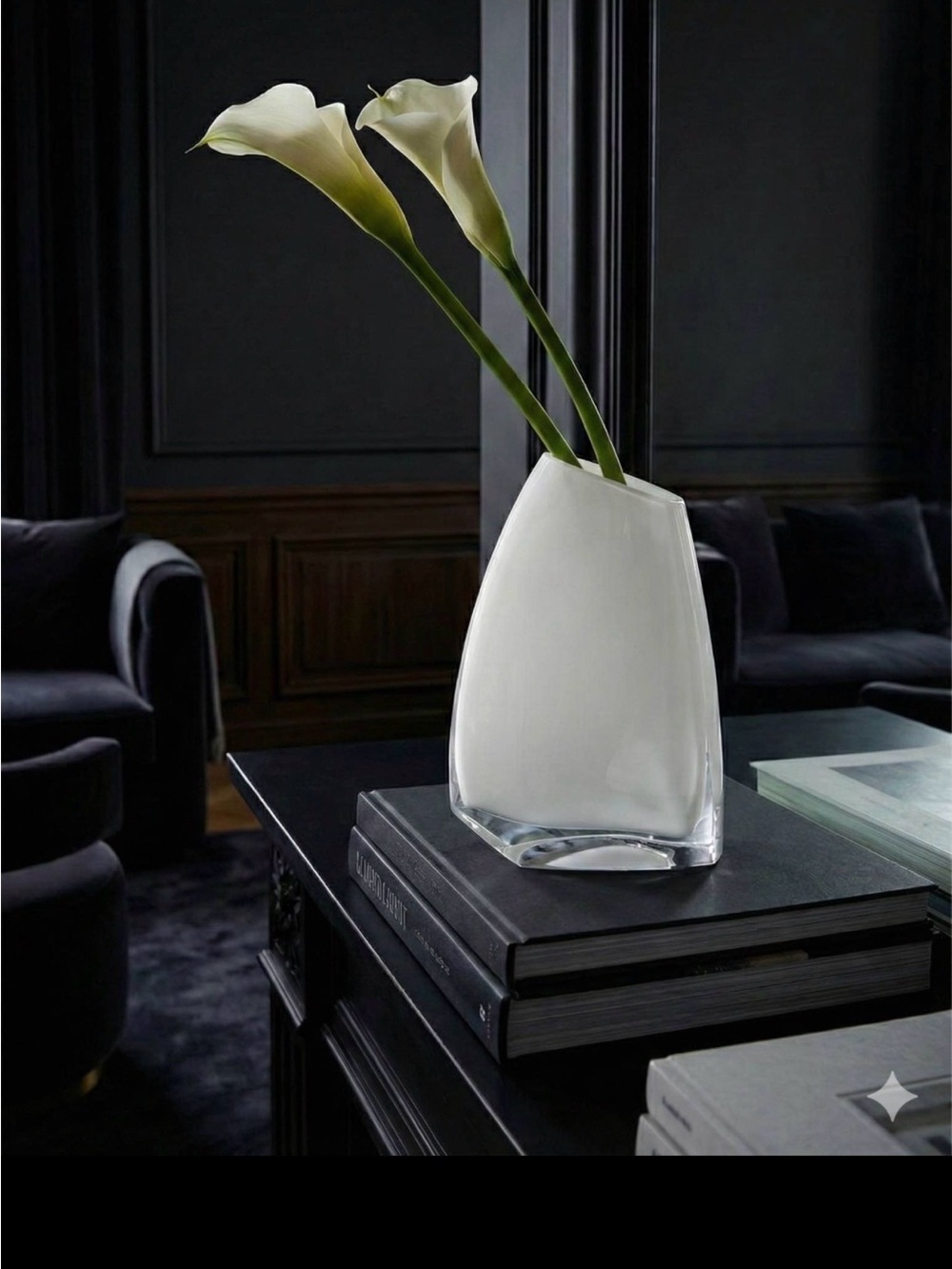 Sail vase designed by Mikko Karppanen for Iittala, Finland, 1988.